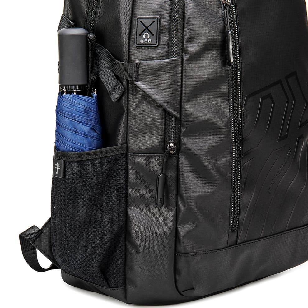 Arctic hunter backpack