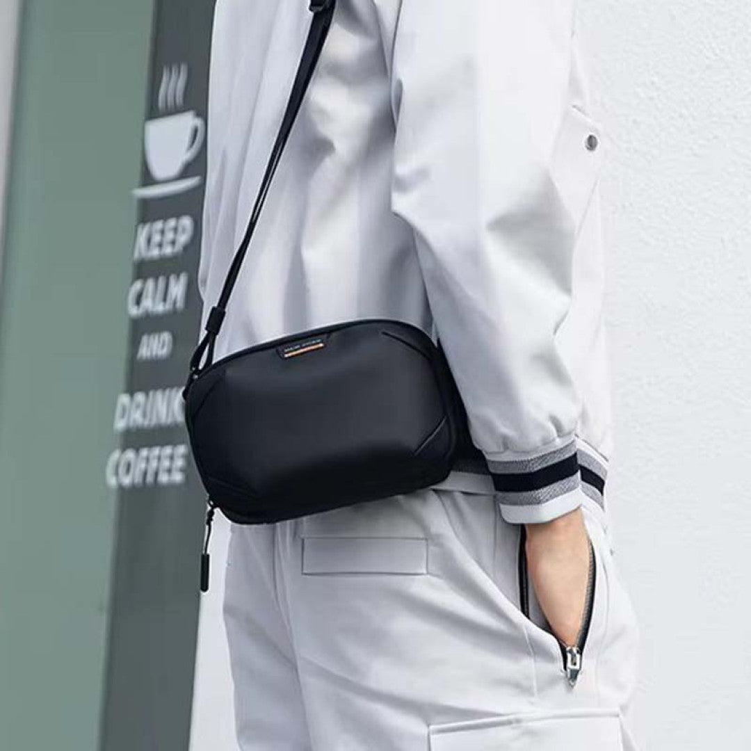 Mark ryden detachable crossbody pouch