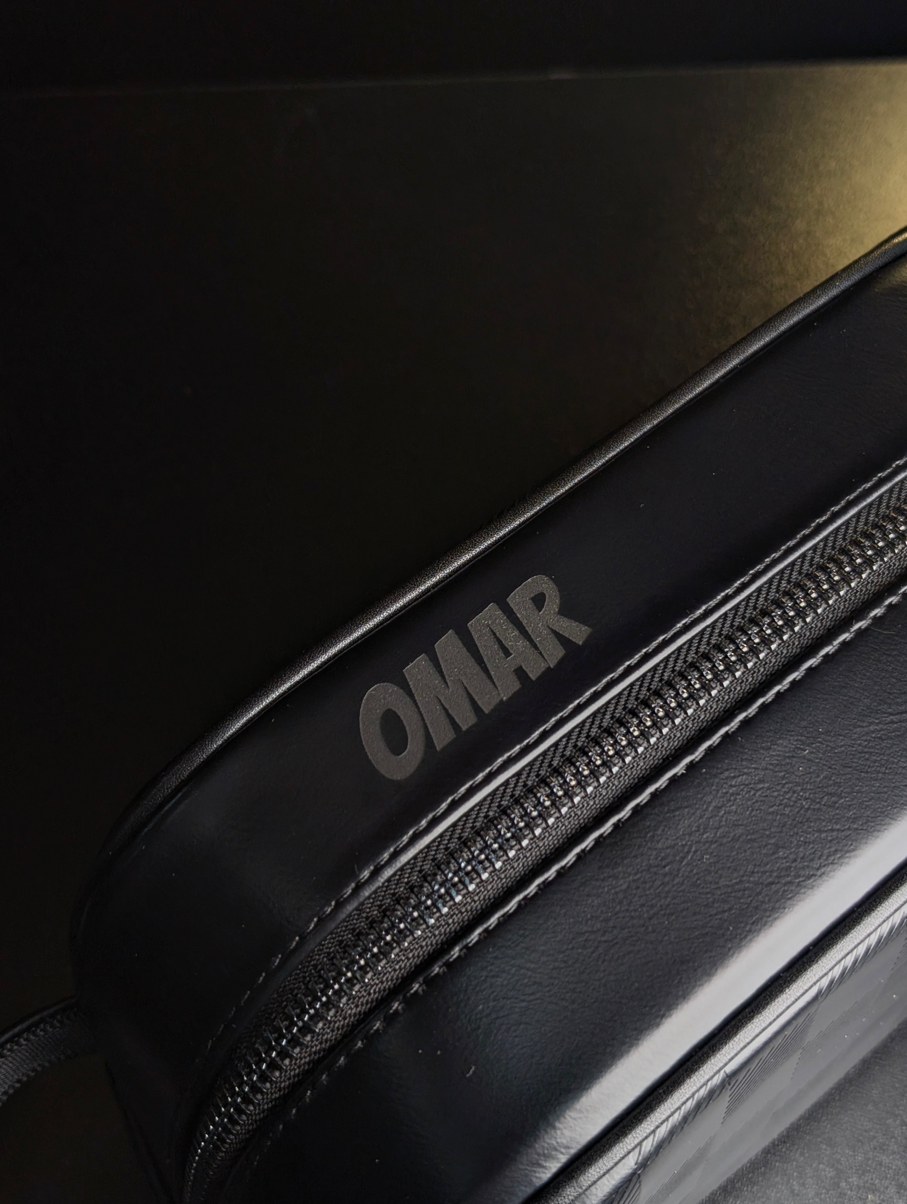 Wiwu phantom fingerprint tech pouch