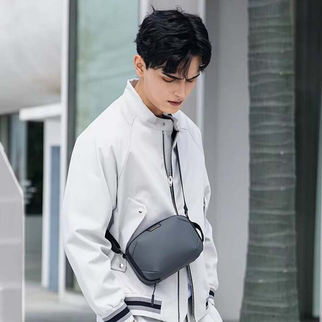 Mark ryden detachable crossbody pouch