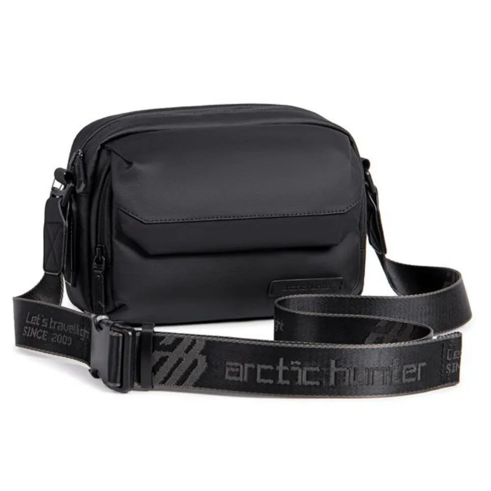 Arctic hunter shoulder bag